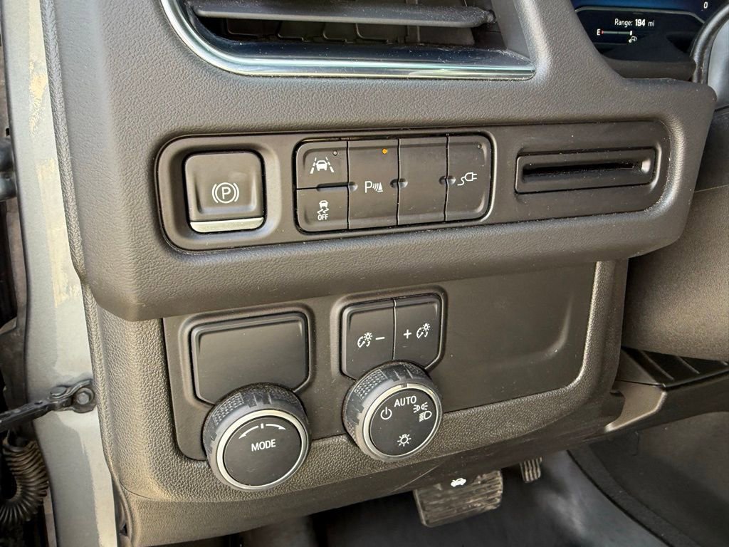 Certified 2022 Chevrolet Suburban LT image 13