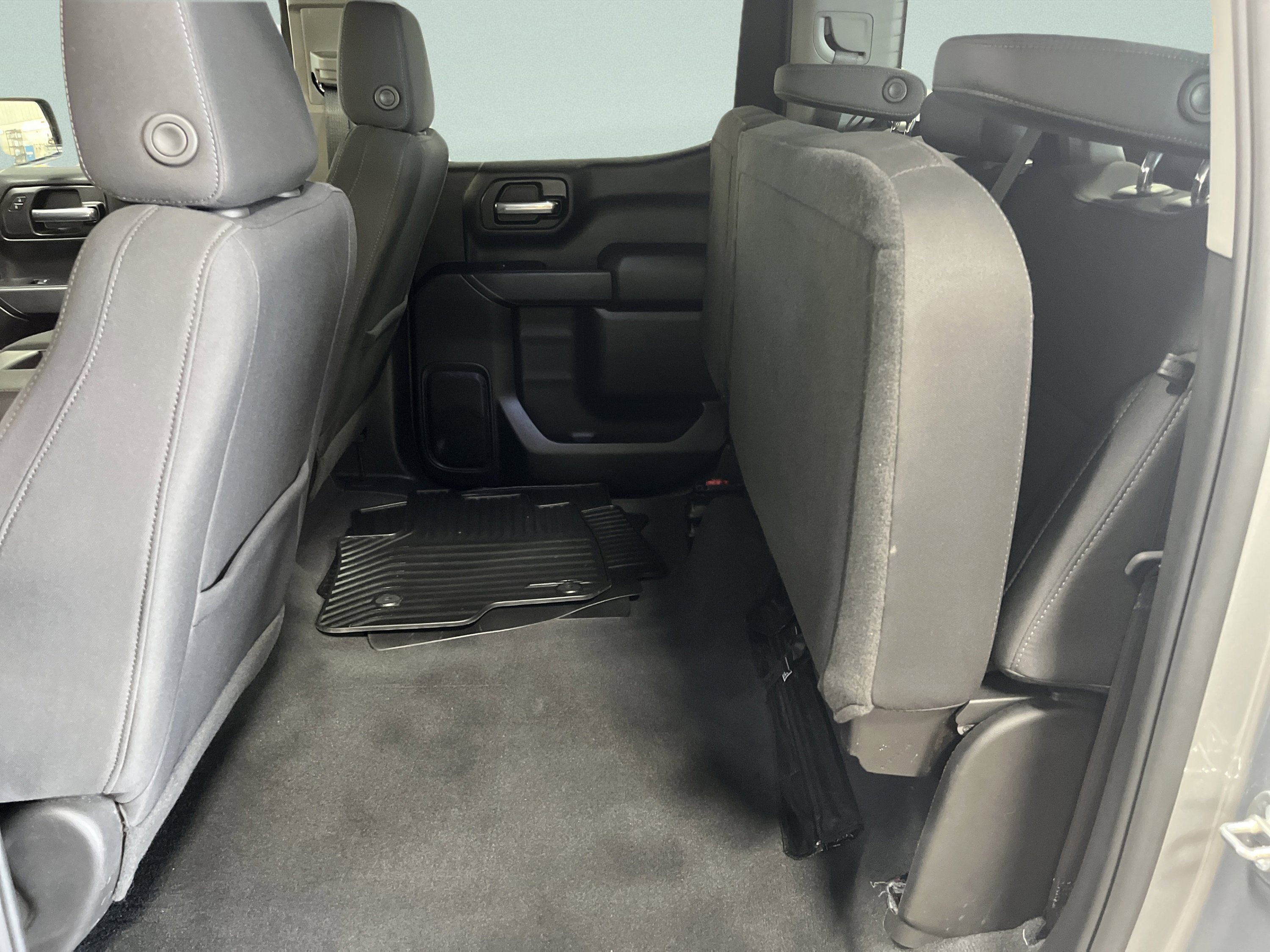 Used 2024 Chevrolet Silverado 1500 Custom AWD/4WD image 25