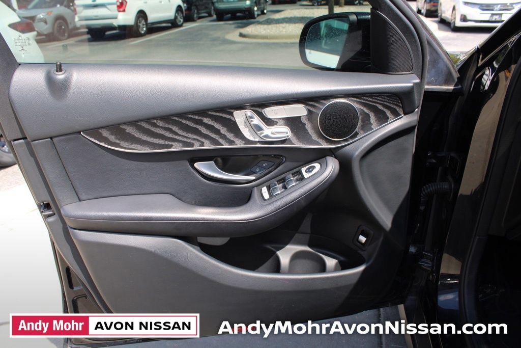 Used 2018 Mercedes-Benz GLC 300 4MATIC image 19