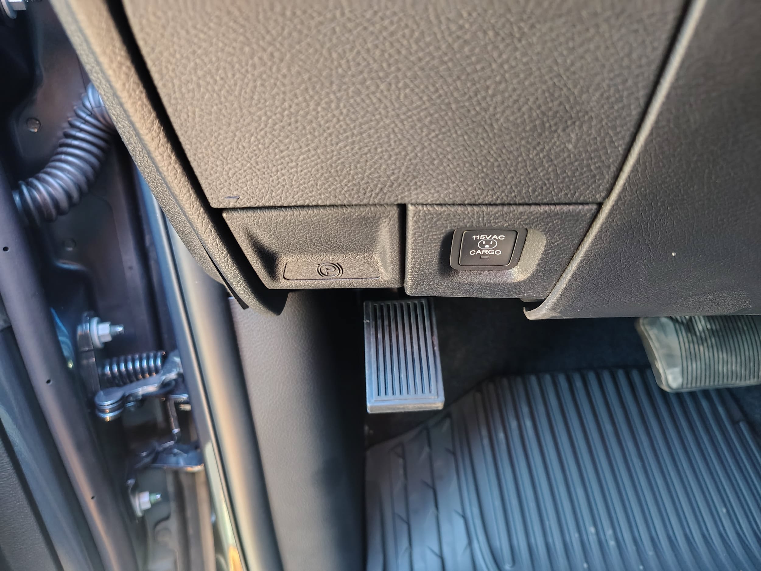 New 2026 RAM 2500 Warlock AWD/4WD image 21