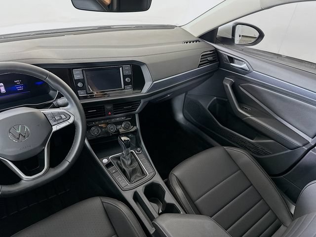 Used 2024 Volkswagen Jetta SE FWD image 29