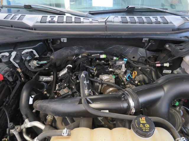 Used 2019 Ford F150 XLT w/ XTR Package image 30