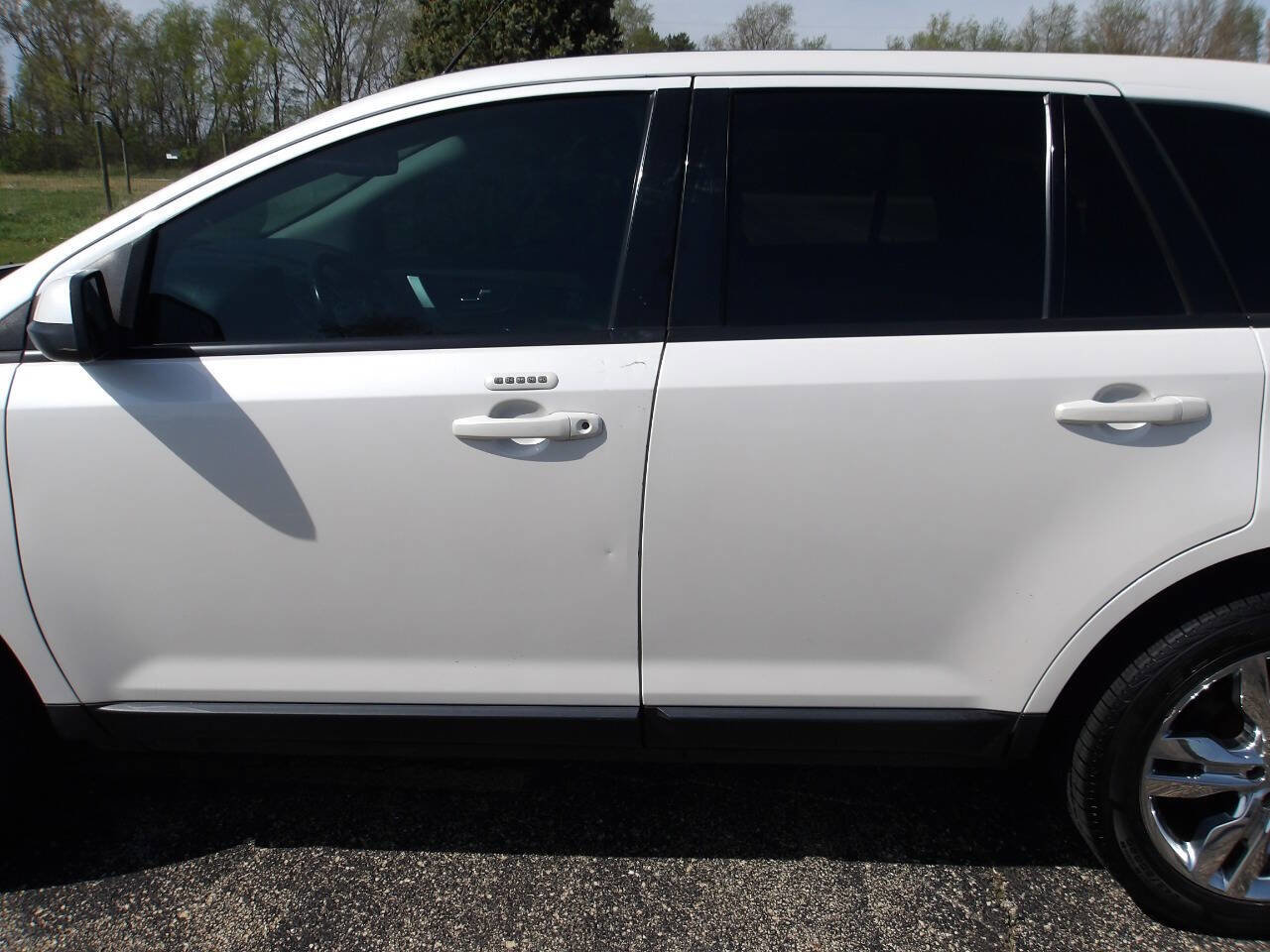 Used 2012 Ford Edge SEL FWD image 32
