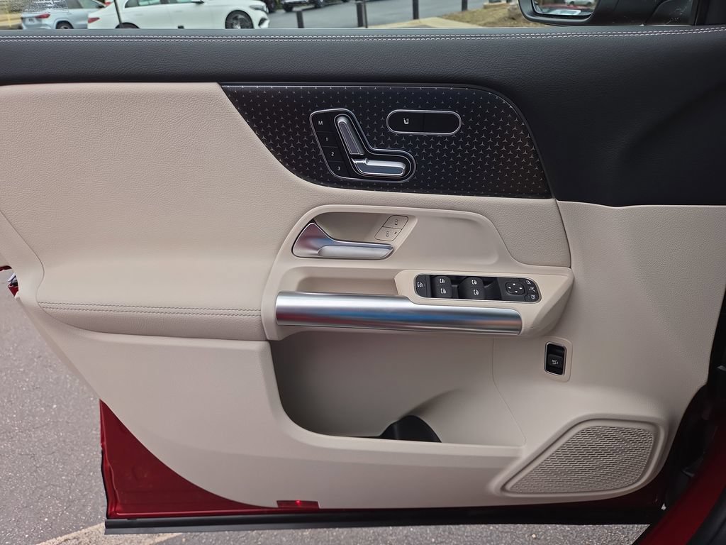 New 2026 Mercedes-Benz GLA 250 4MATIC image 21