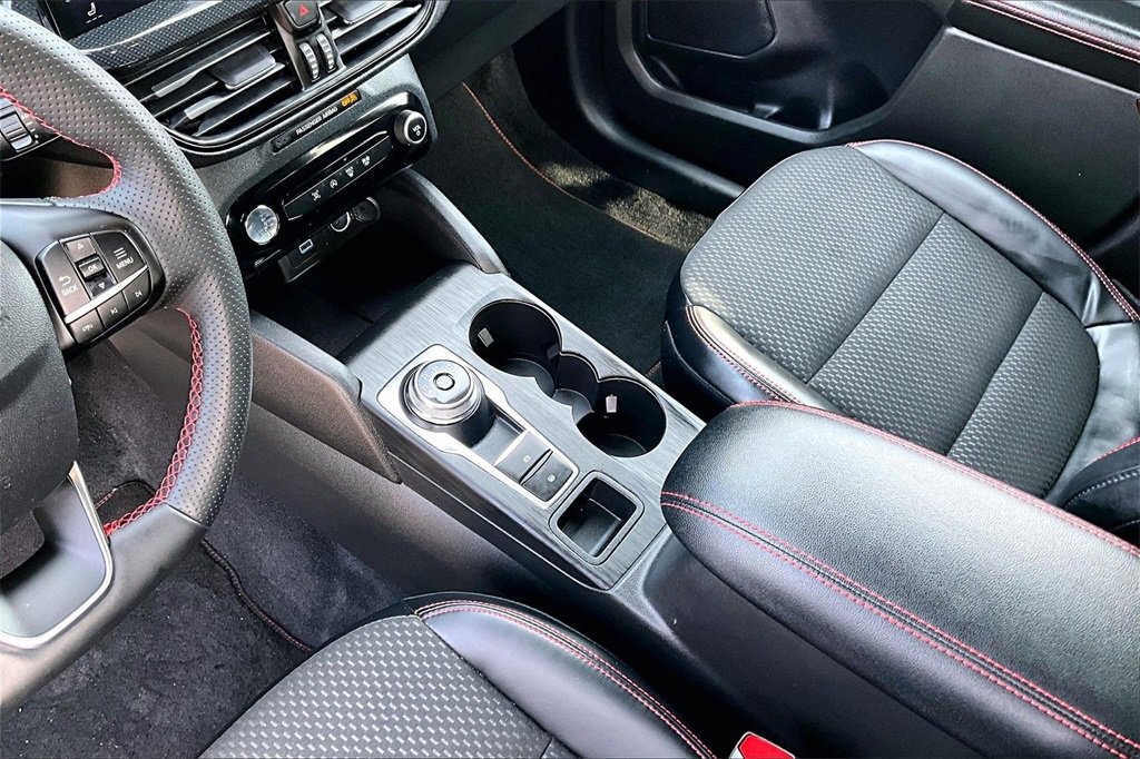 Certified 2023 Ford Escape ST-Line w/ Tech Pack #1 image 15