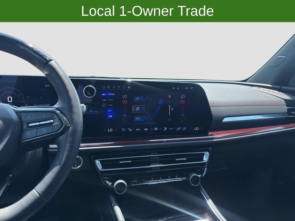 Used 2024 Chevrolet Traverse RS AWD/4WD image 15