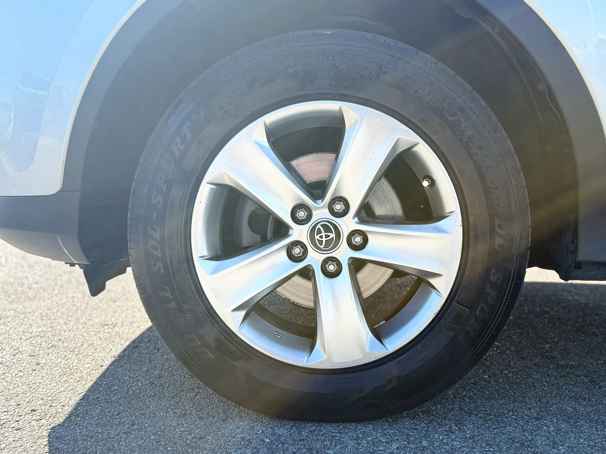 Used 2015 Toyota RAV4 XLE image 35