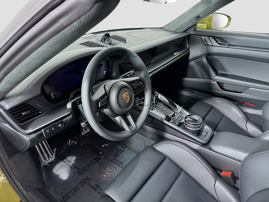 New 2026 Porsche 911 GTS RWD image 4