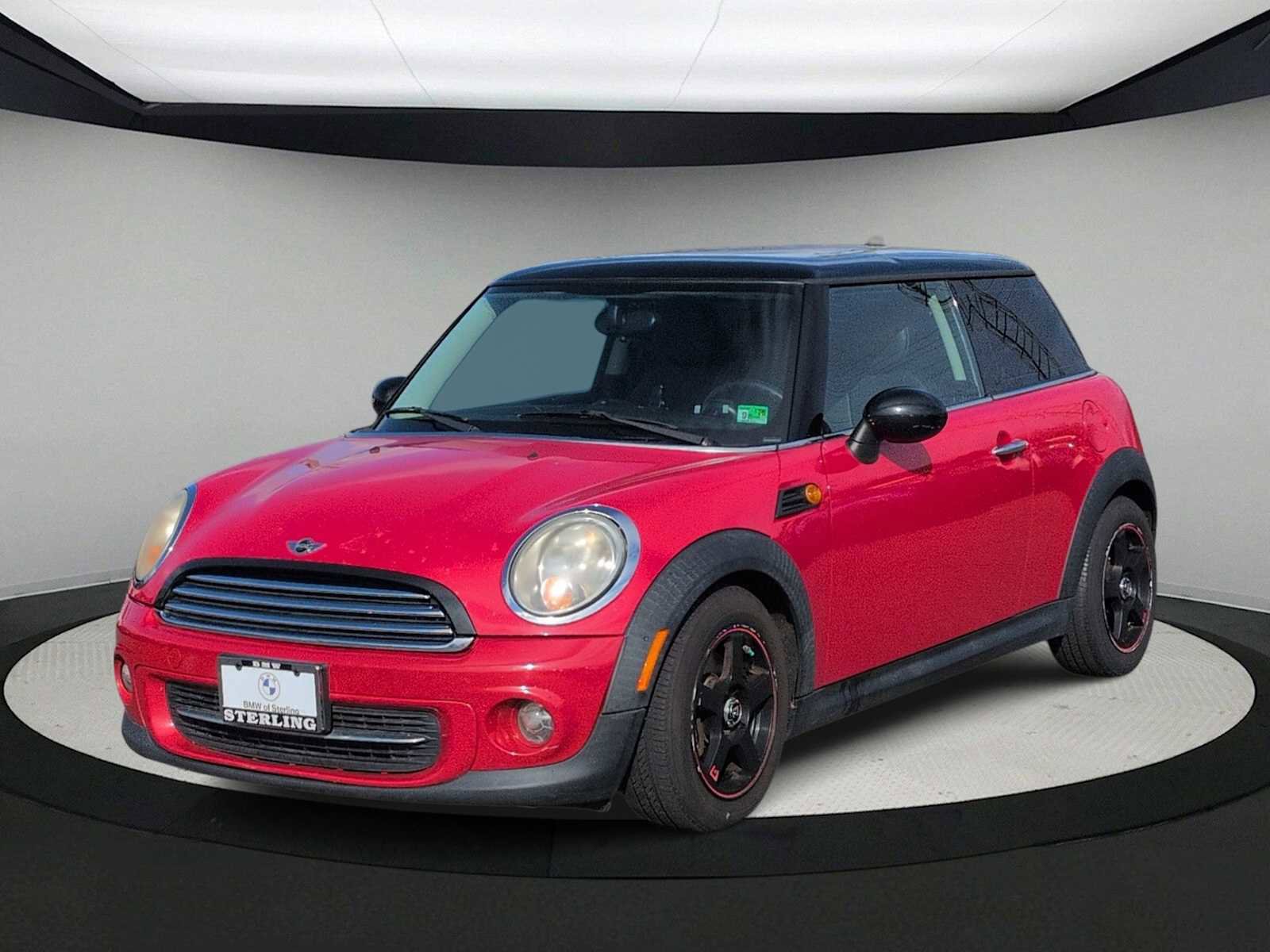 Used 2011 MINI Cooper Hardtop image 4