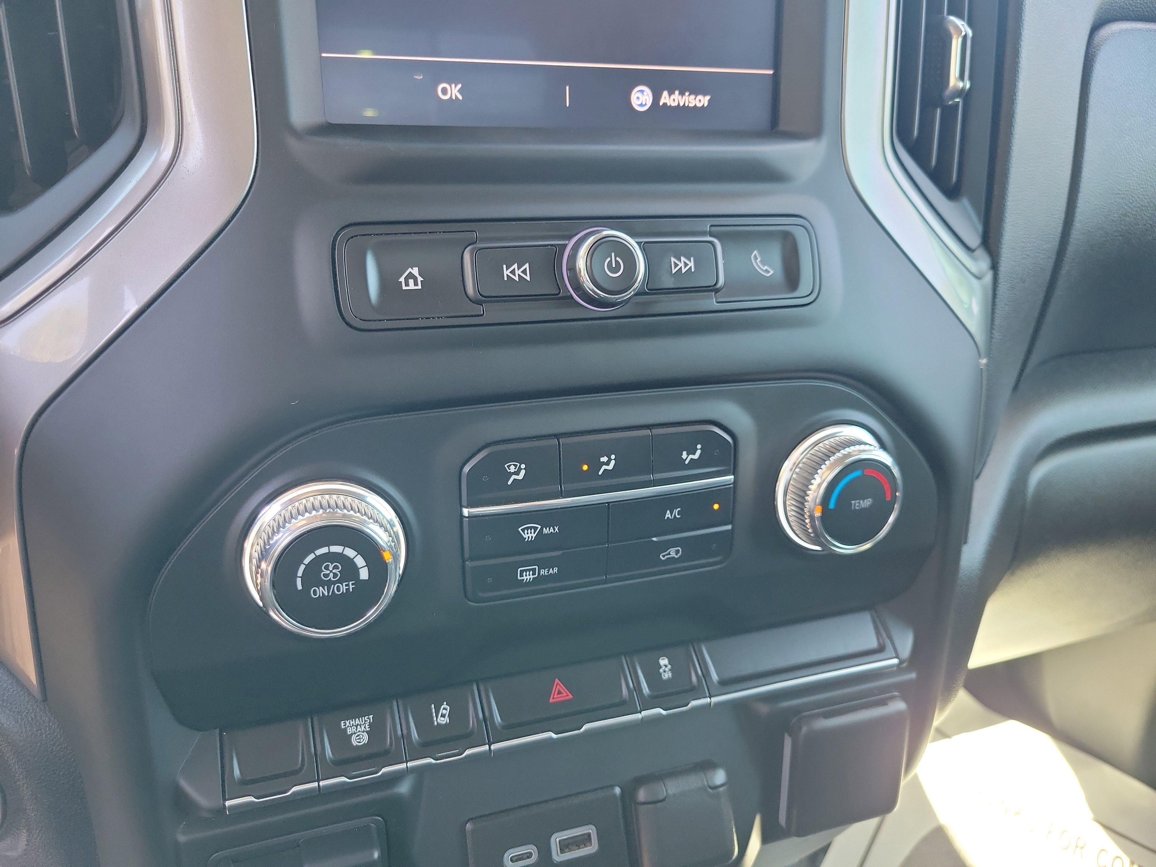 Certified 2024 GMC Sierra 3500 Pro w/ Convenience Package AWD/4WD image 22