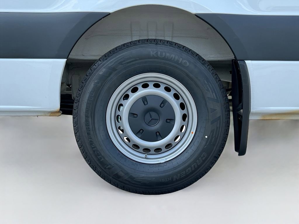 New 2025 Mercedes-Benz Sprinter 2500 image 26