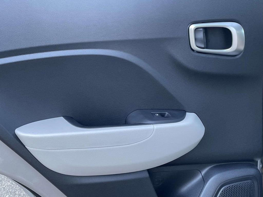 New 2026 Hyundai Venue SEL FWD image 9