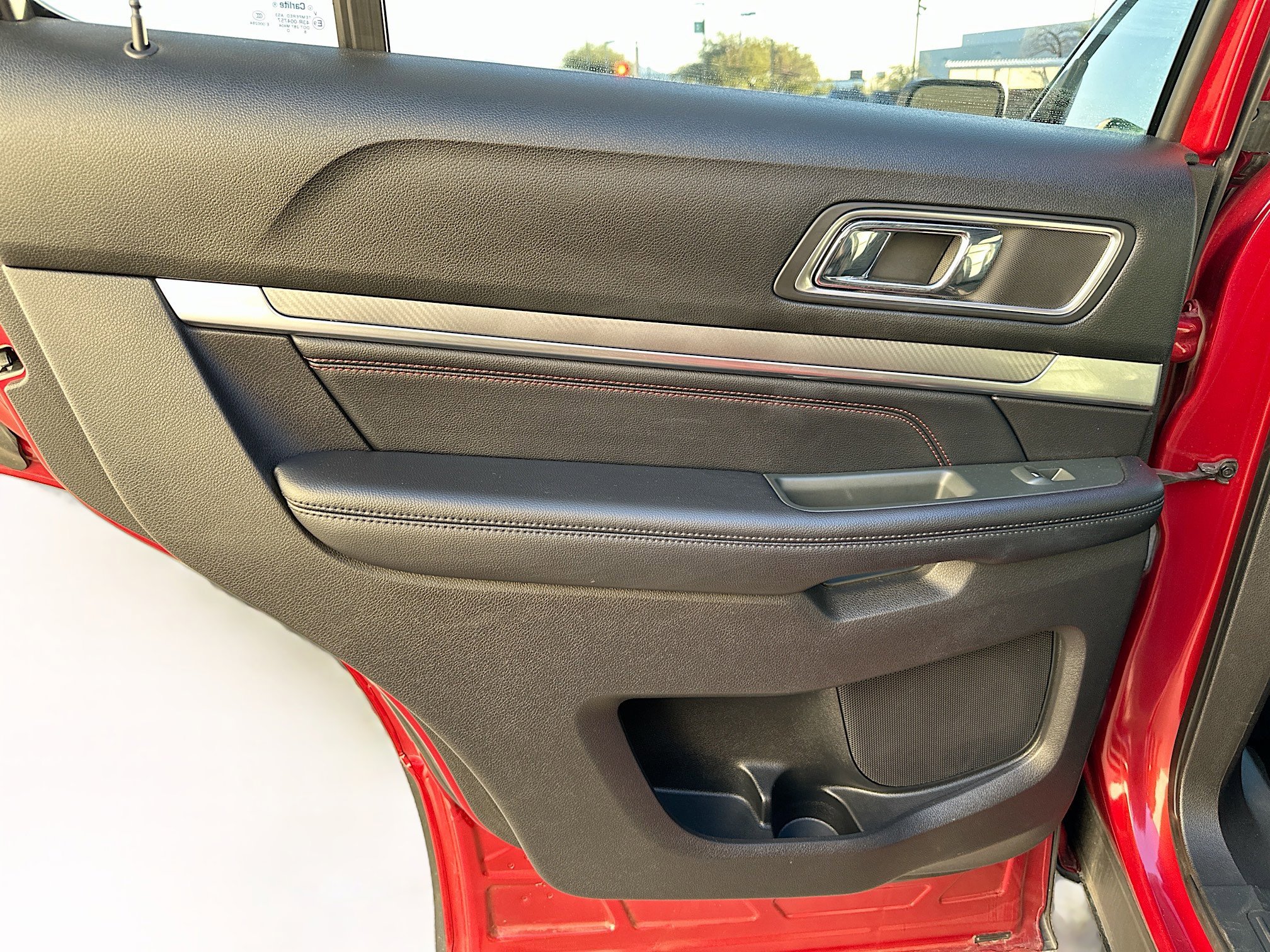 Used 2018 Ford Explorer Sport w/ Equipment Group 401A image 26