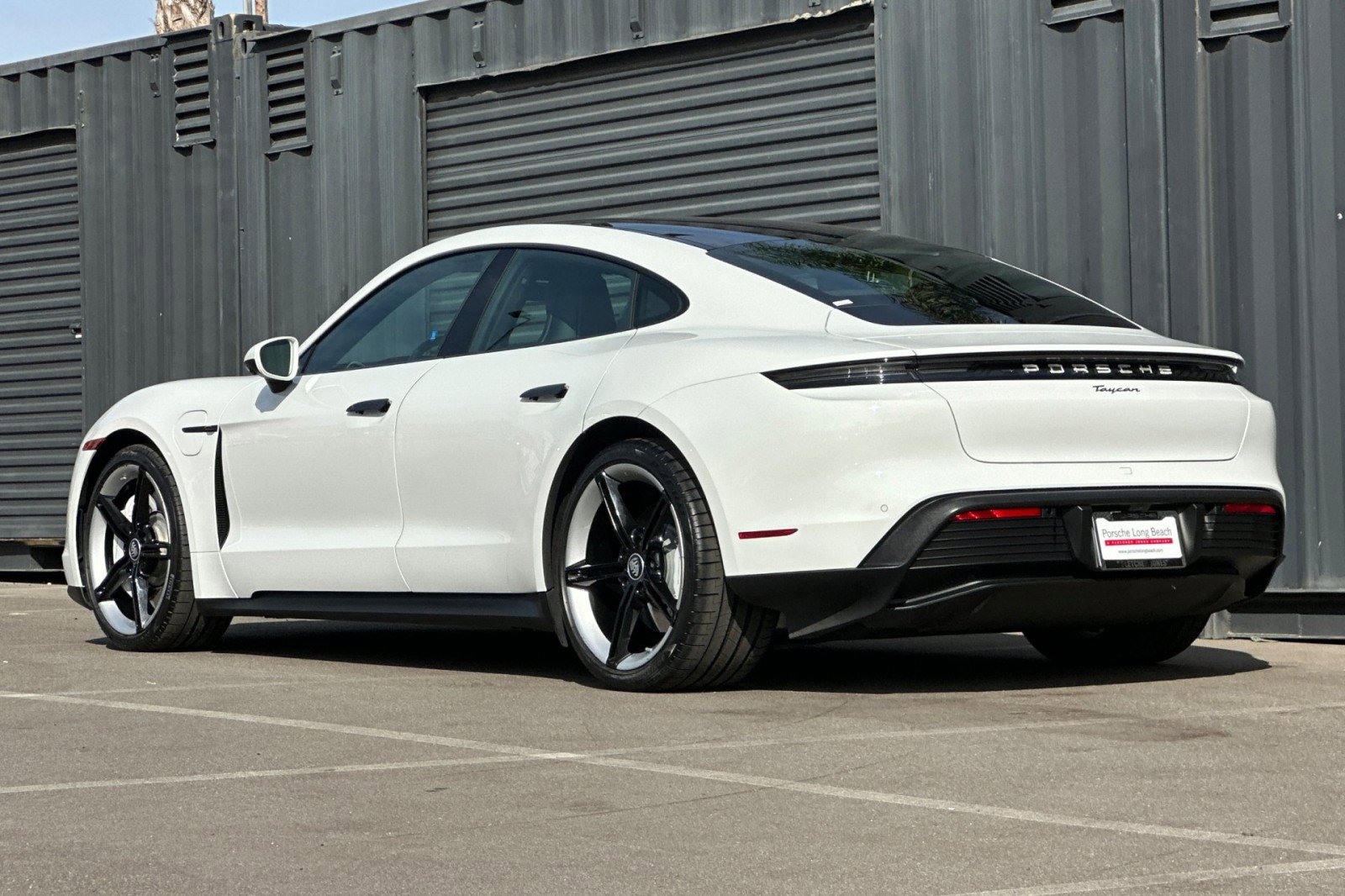 Used 2024 Porsche Taycan RWD image 3