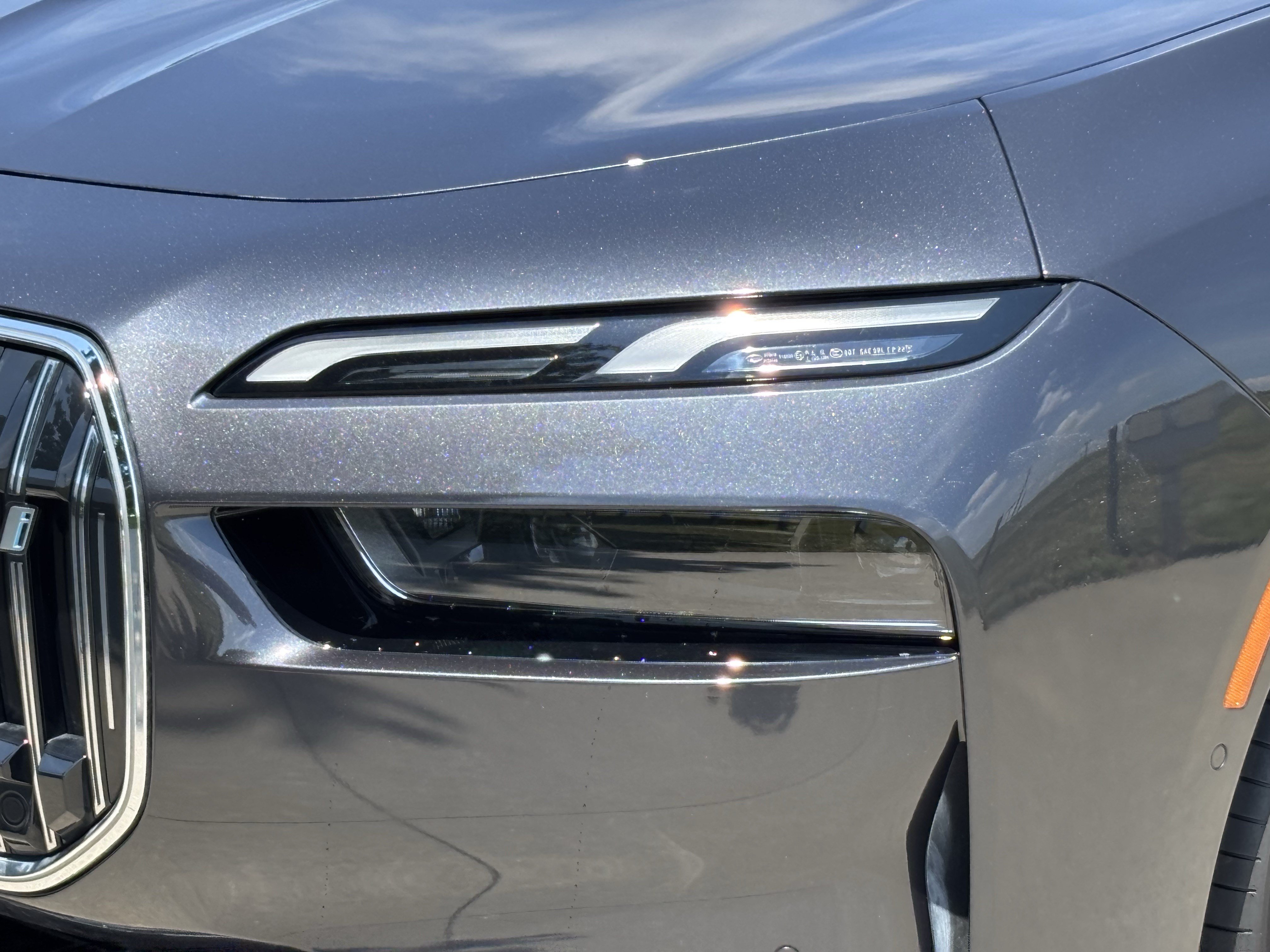 Certified 2023 BMW i7 xDrive60 AWD/4WD image 6