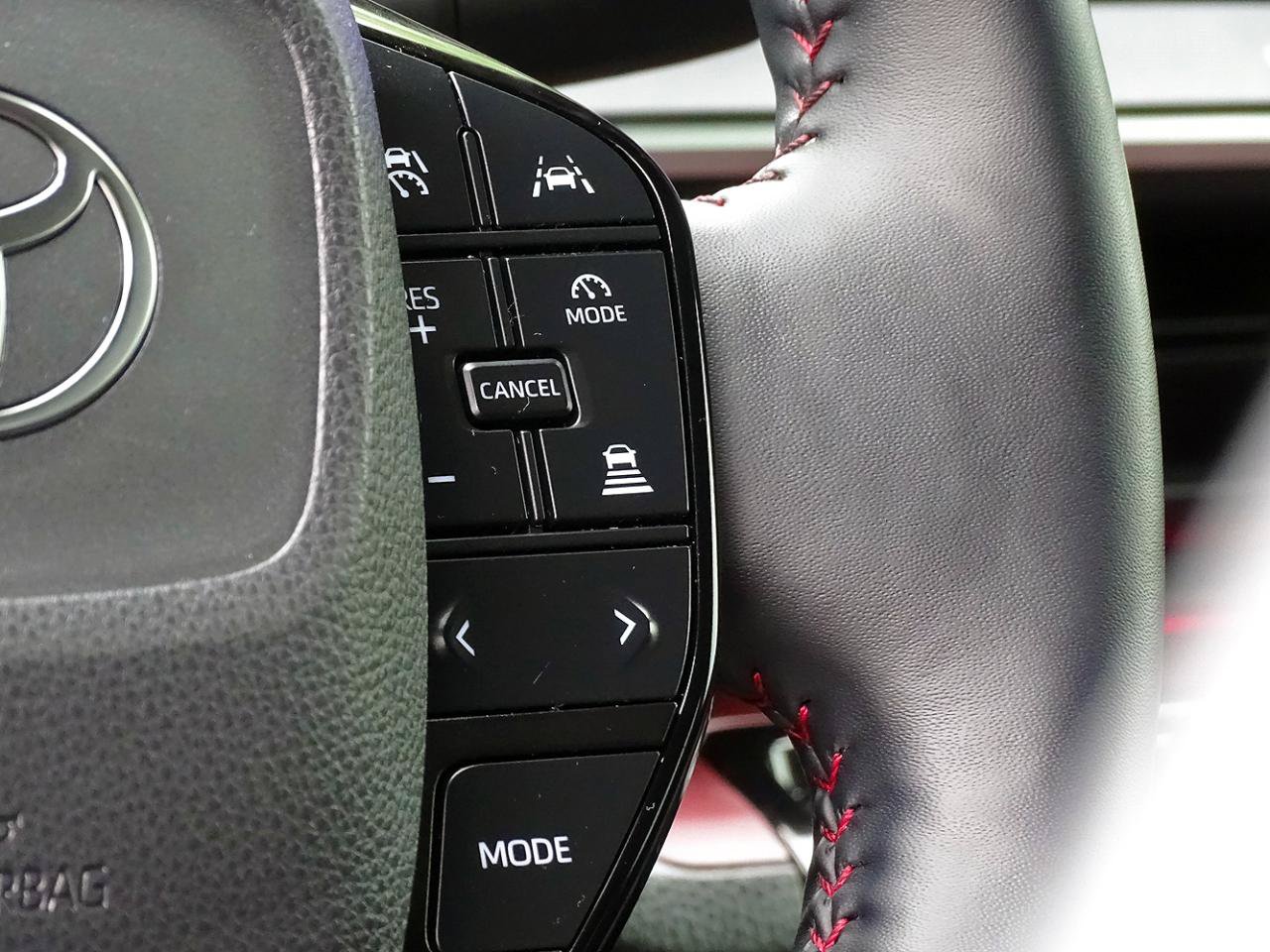 Used 2023 Toyota Prius Prime FWD image 31