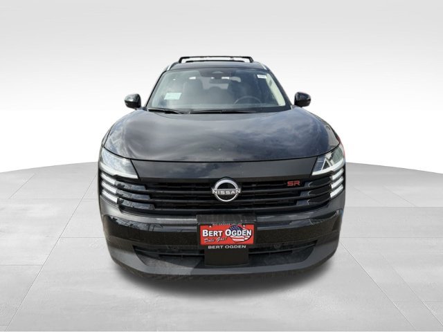 New 2026 Nissan Kicks SR w/ Cold Weather Package FWD image 2