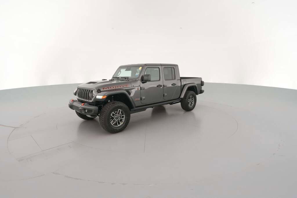 New 2026 Jeep Gladiator Mojave image 4