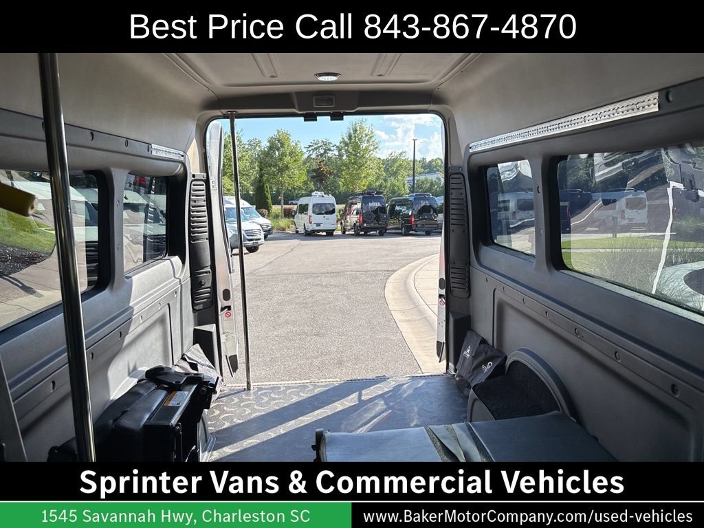 Used 2019 RAM ProMaster 3500 w/ Premium Appearance Group FWD image 24