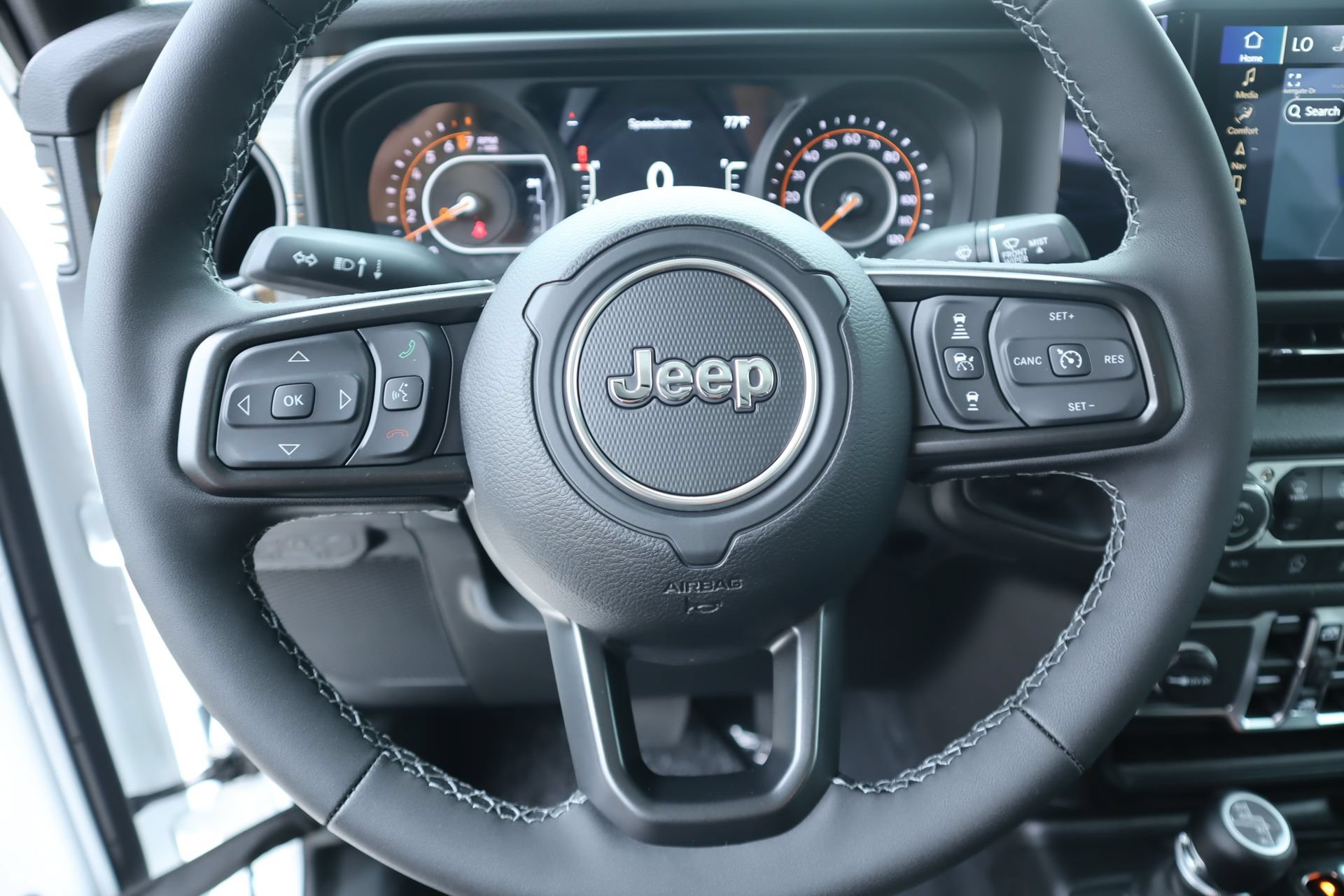 New 2026 Jeep Gladiator Sport AWD/4WD image 3