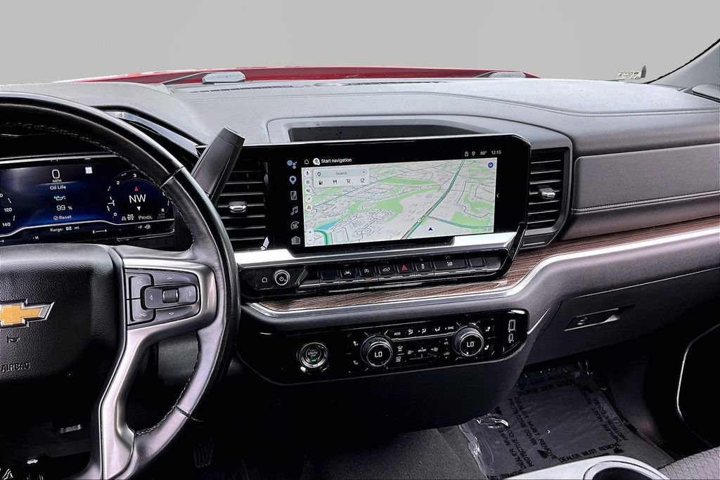 Used 2023 Chevrolet Silverado 1500 LT AWD/4WD image 9