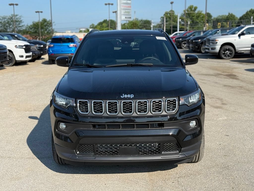 New 2026 Jeep Compass Latitude AWD/4WD image 3