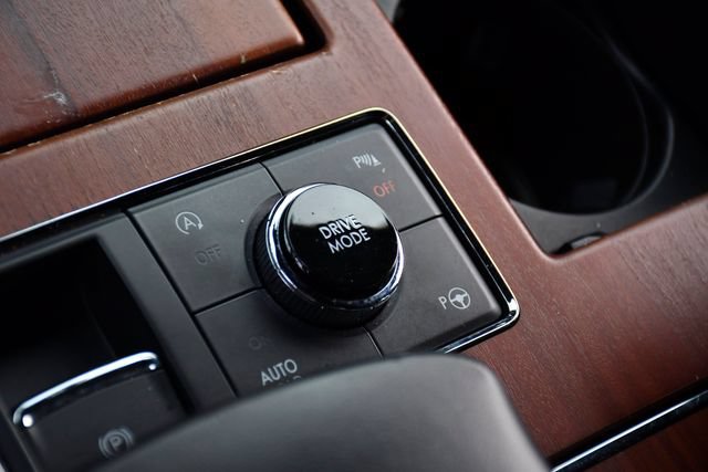 Used 2020 Lincoln Navigator Reserve RWD image 13