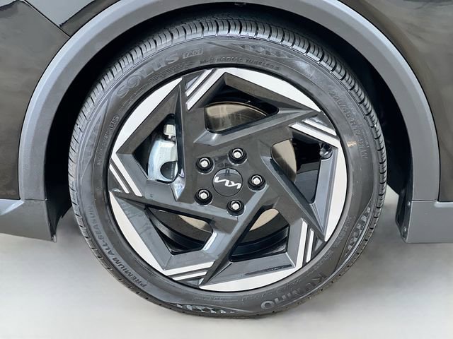 Used 2025 Kia K4 EX image 32