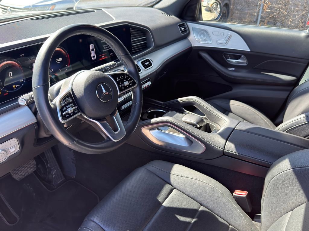 Used 2022 Mercedes-Benz GLE 350 4MATIC w/ Premium Package image 11