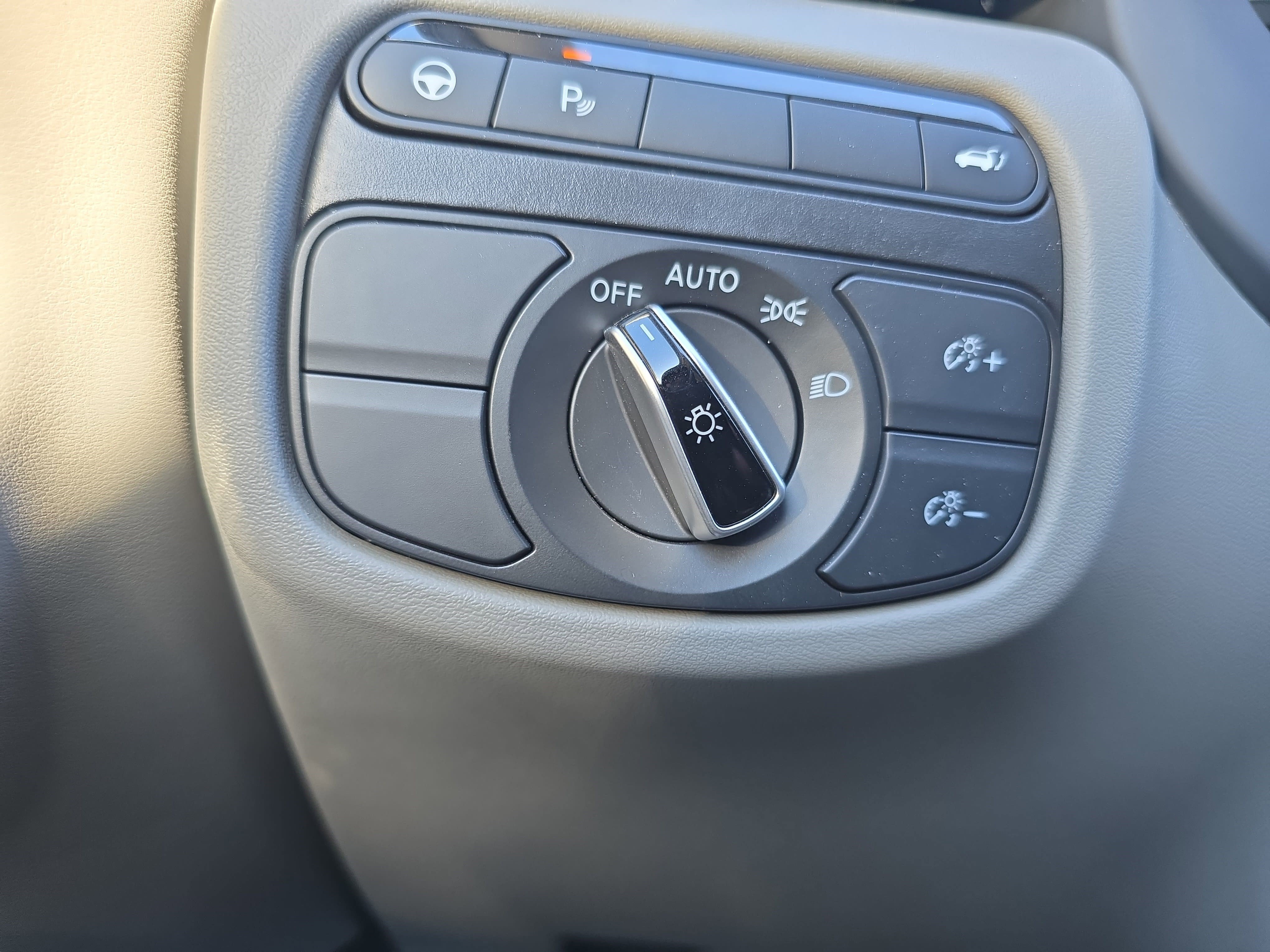 Used 2023 INFINITI QX50 Luxe image 25