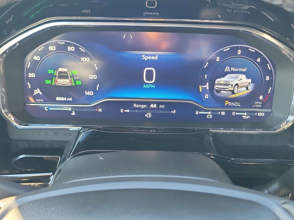 Used 2025 Chevrolet Silverado 1500 RST w/ LPO, Dark Essentials Package image 7