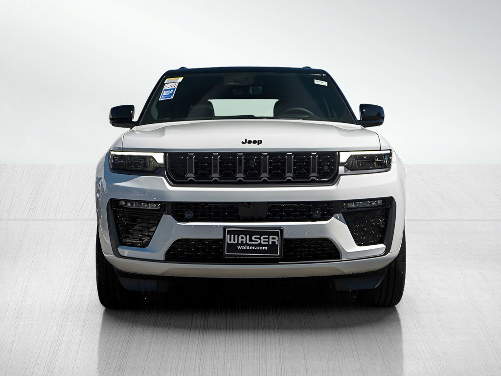 New 2026 Jeep Grand Cherokee Summit w/ Obsidian Package AWD/4WD image 2