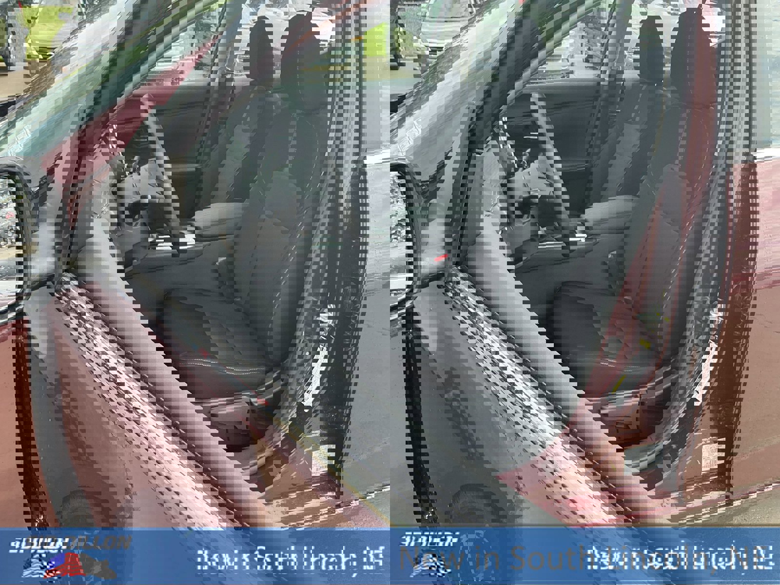 New 2025 Nissan Sentra SV w/ Trunk Package image 9