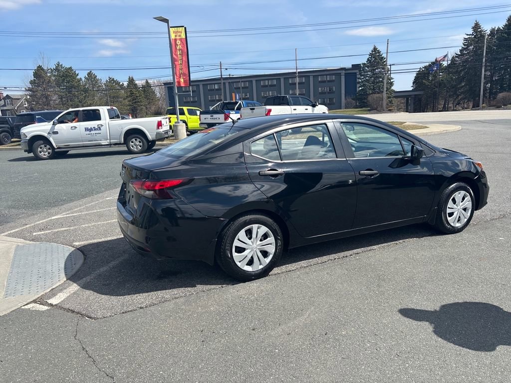 Used 2021 Nissan Versa S image 4