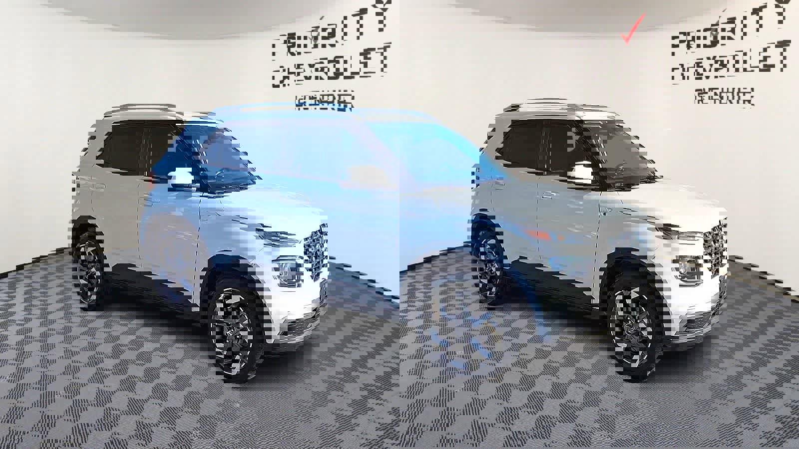 Used 2024 Hyundai Venue SEL image 2