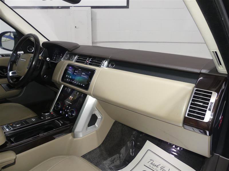 Used 2018 Land Rover Range Rover HSE image 25