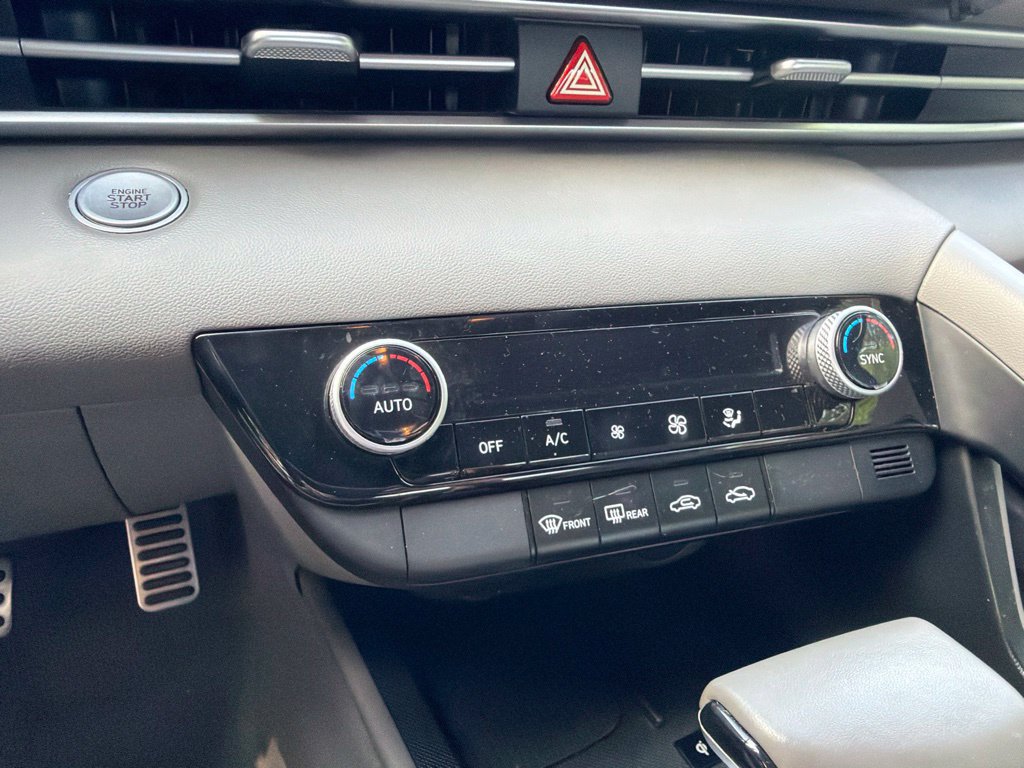 Certified 2025 Hyundai Elantra Sport FWD image 16