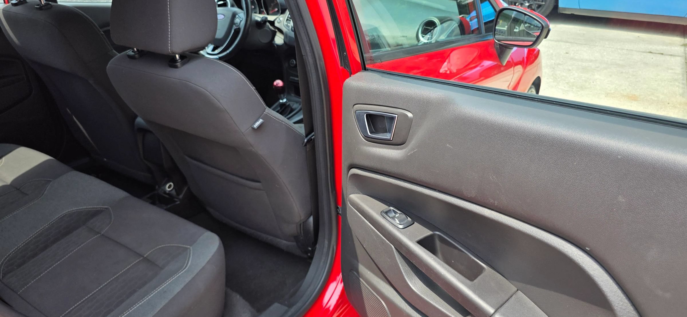 Used 2014 Ford Fiesta ST FWD image 16