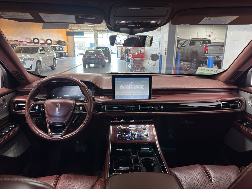 Used 2020 Lincoln Aviator Black Label w/ Dynamic Handling Package image 16