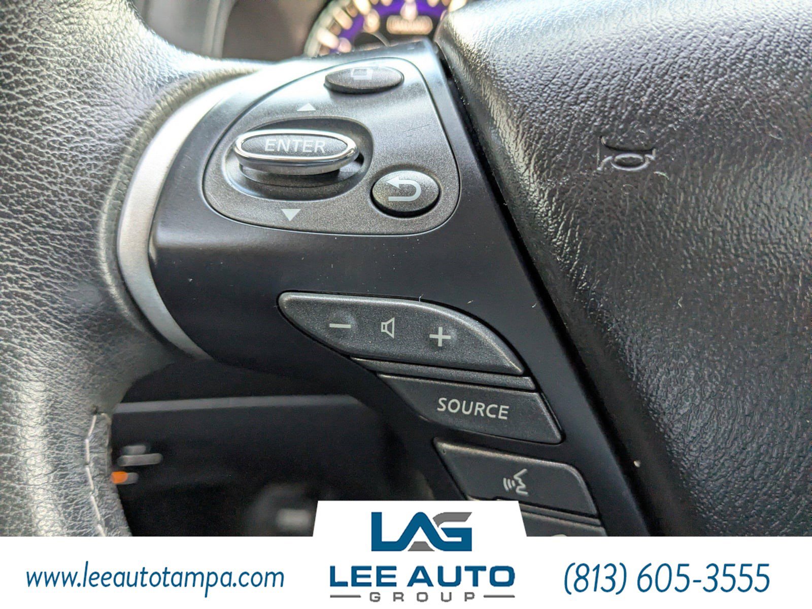 Used 2019 INFINITI QX60 Luxe w/ Essential Package image 27