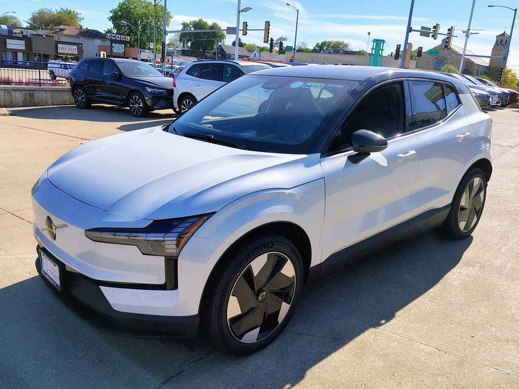 New 2026 Volvo EX30 Plus w/ Climate Package AWD/4WD image 6