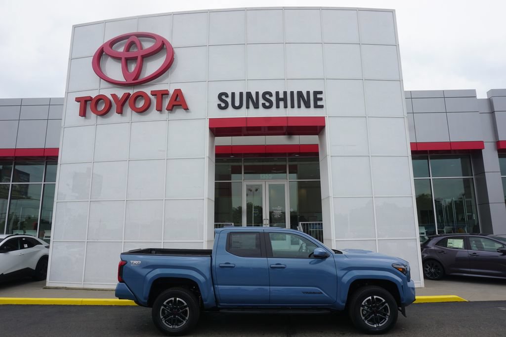 New 2026 Toyota Tacoma TRD Sport AWD/4WD video 1