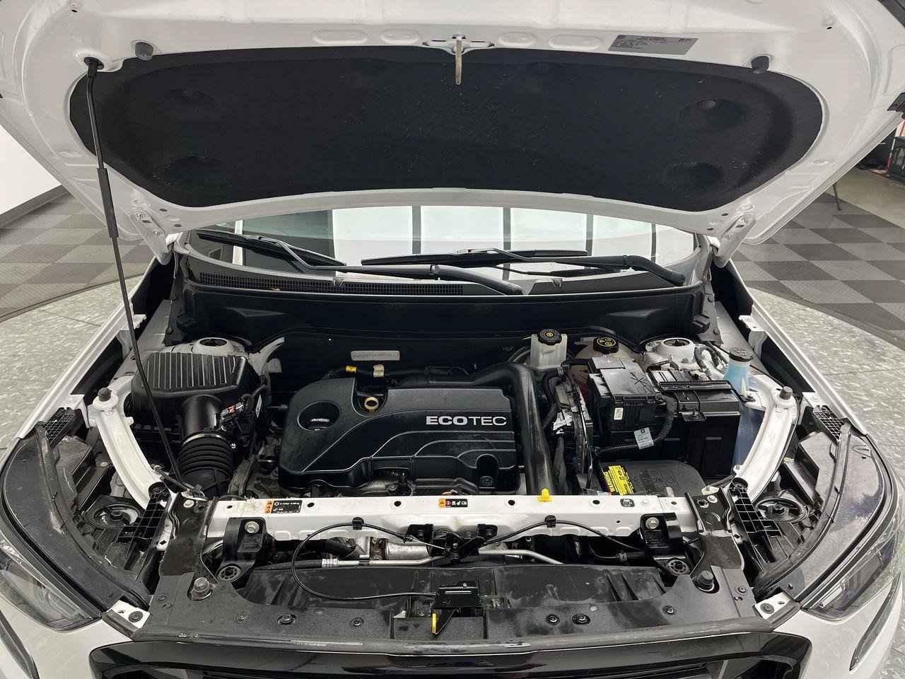 Certified 2018 GMC Terrain SLE w/ Driver Convenience Package FWD image 27