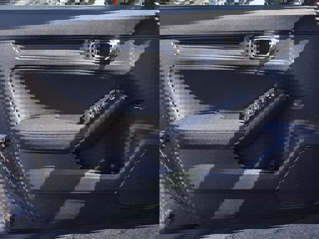 Used 2025 Honda Civic Sport image 19