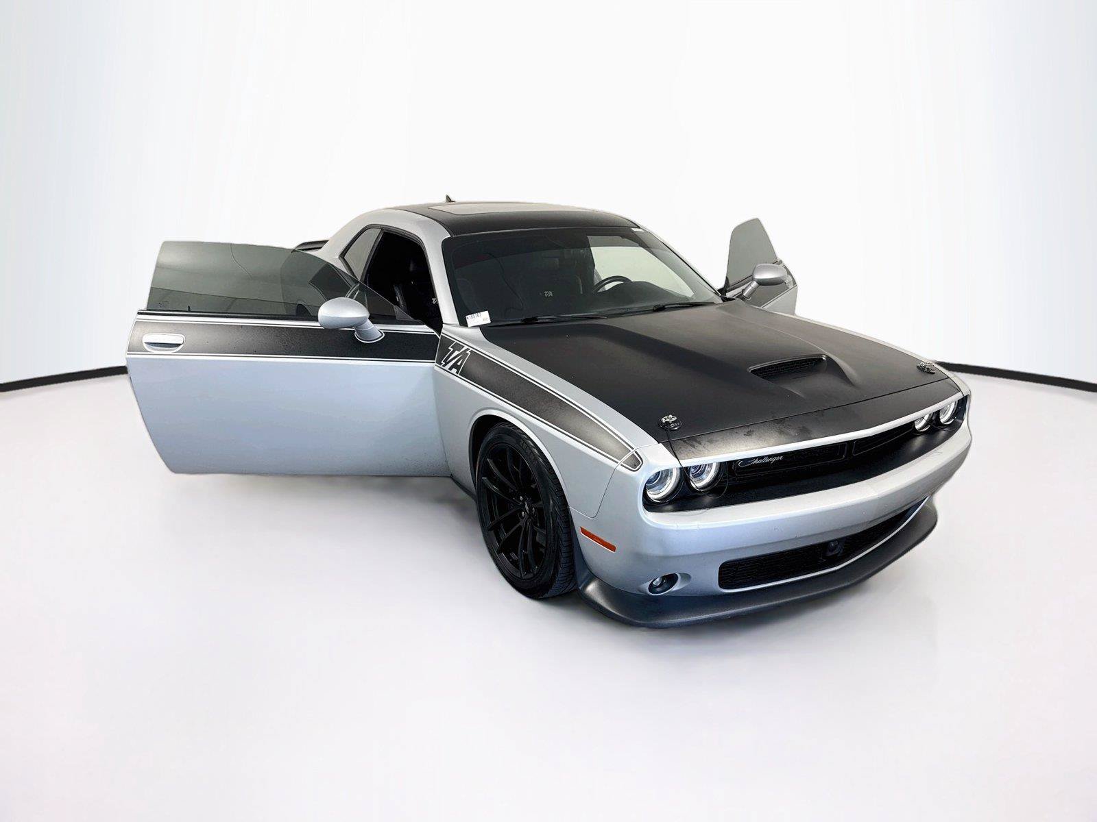 Used 2022 Dodge Challenger R/T w/ T/A Package RWD image 39