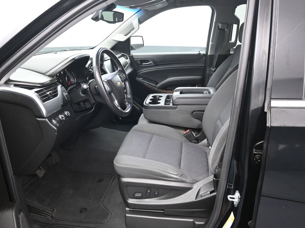 Used 2020 Chevrolet Suburban LS w/ Skid Plate Package AWD/4WD image 9