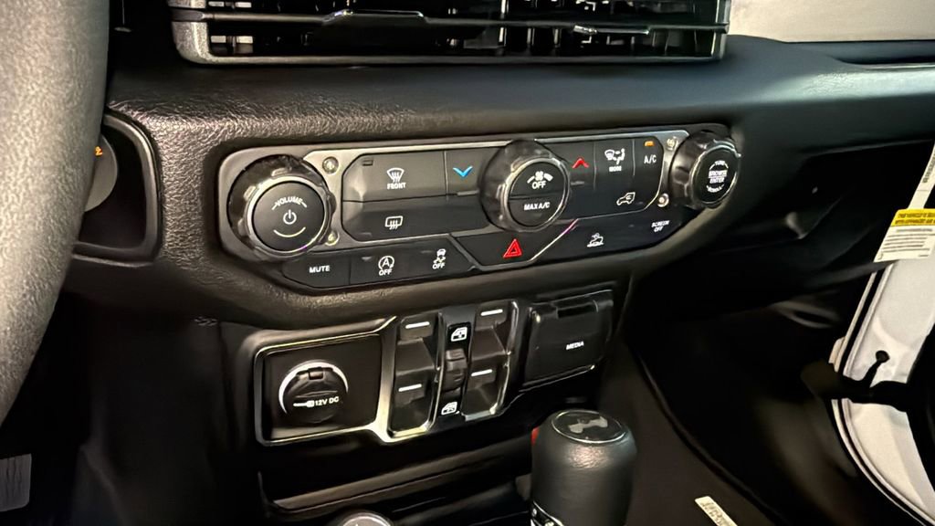 New 2026 Jeep Wrangler Sport S image 30