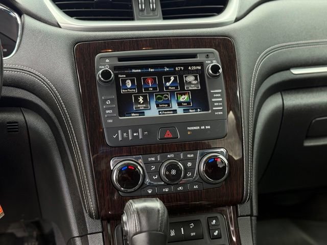 Used 2017 Chevrolet Traverse LT AWD/4WD image 25