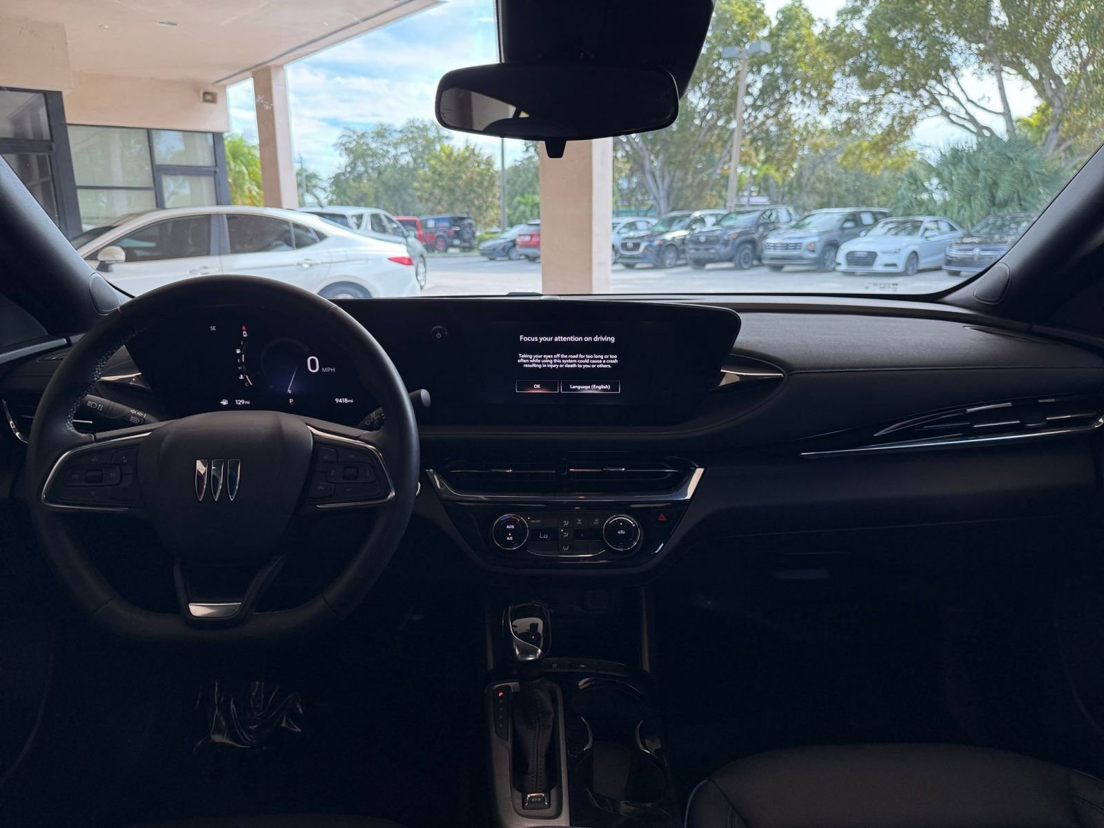 Used 2025 Buick Envista Sport Touring image 27