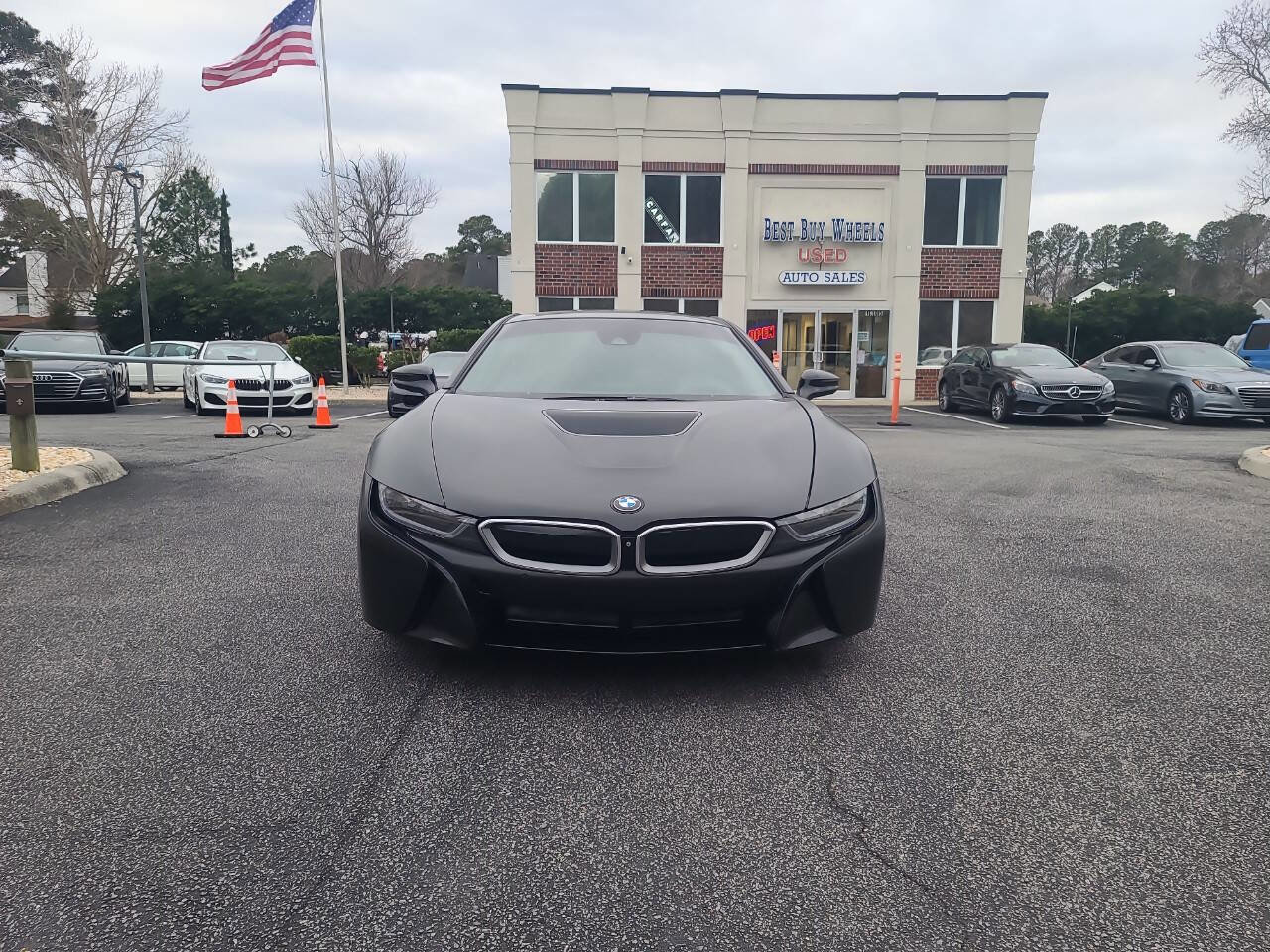 Used 2015 BMW i8 image 2